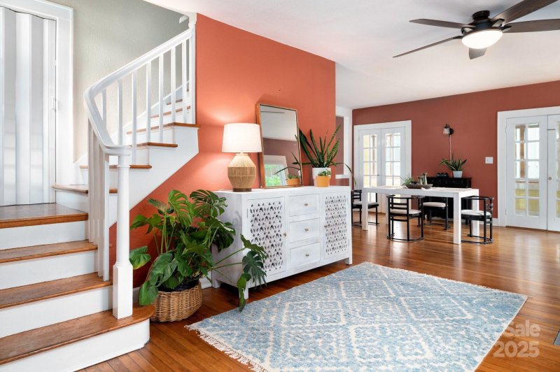 Property image 5 at 135 Tacoma Circle, Asheville, NC 28801