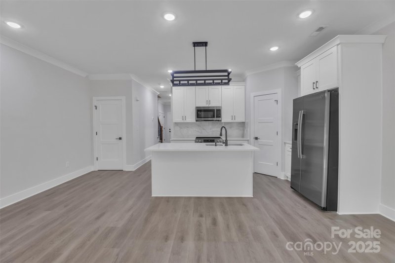 Property image 4 of 1933 St Mark Street in Biddle Heights, Charlotte, NC 28216