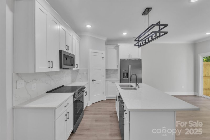 Property image 5 of 1933 St Mark Street in Biddle Heights, Charlotte, NC 28216