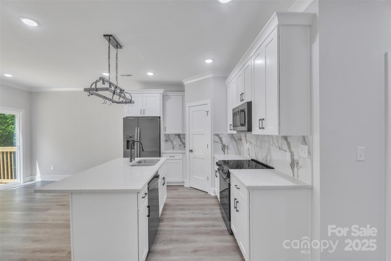 Property image 4 of 1935 St Mark Street in Biddle Heights, Charlotte, NC 28216