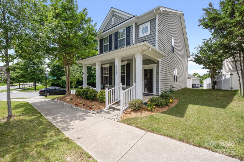 Property image 3 at 13107 Heath Grove Drive, Huntersville, NC 28078