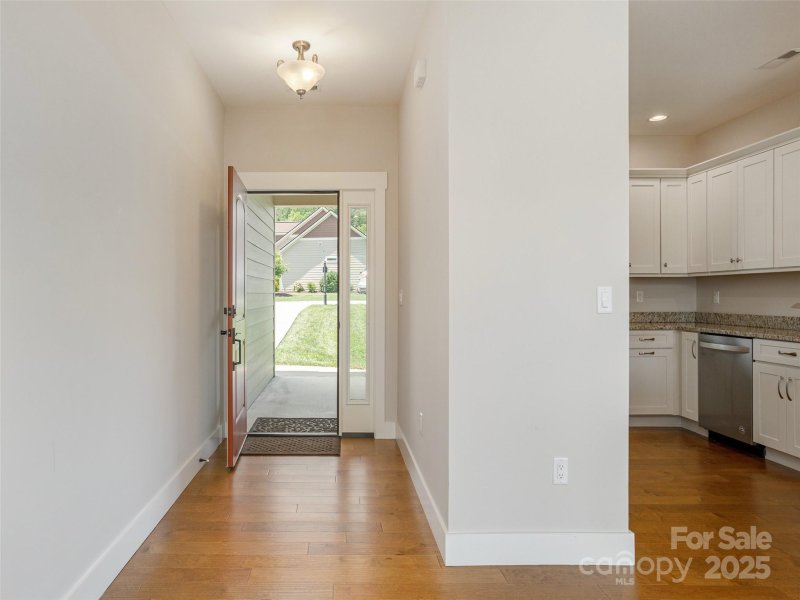 Property image 5 at 896 Blacksmith Run Drive, Hendersonville, NC 28792