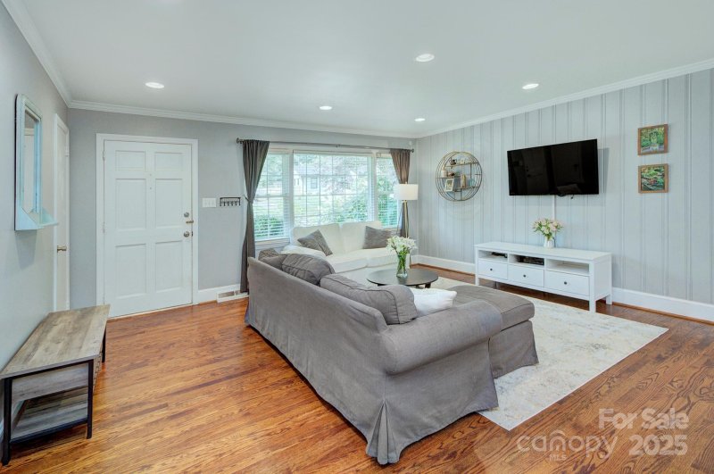 Property image 4 at 1715 Wensley Drive, Charlotte, NC 28210