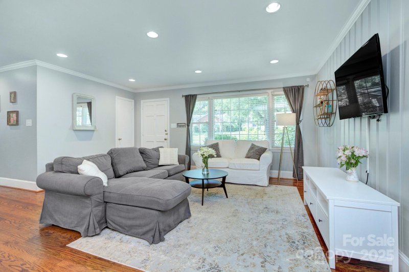 Property image 5 at 1715 Wensley Drive, Charlotte, NC 28210