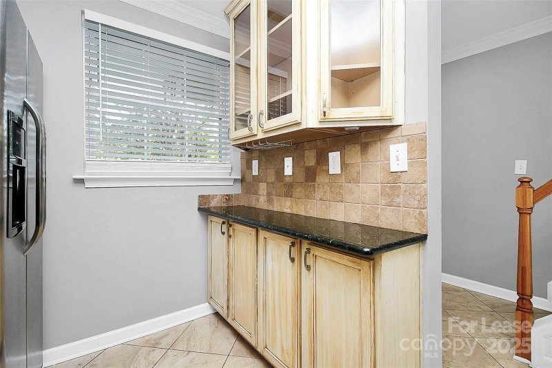 Property image 3 at 1218 Green Oaks Lane, Charlotte, NC 28205