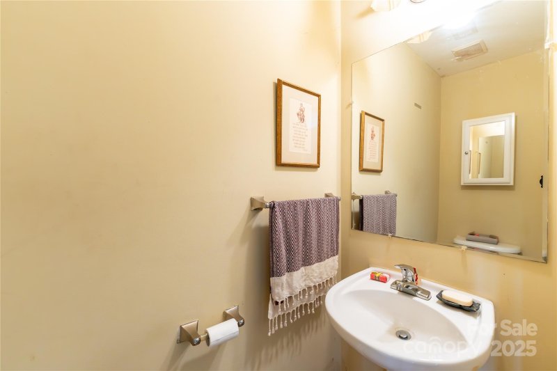 Property image 5 at 123 Singleton Road, Mooresville, NC 28117