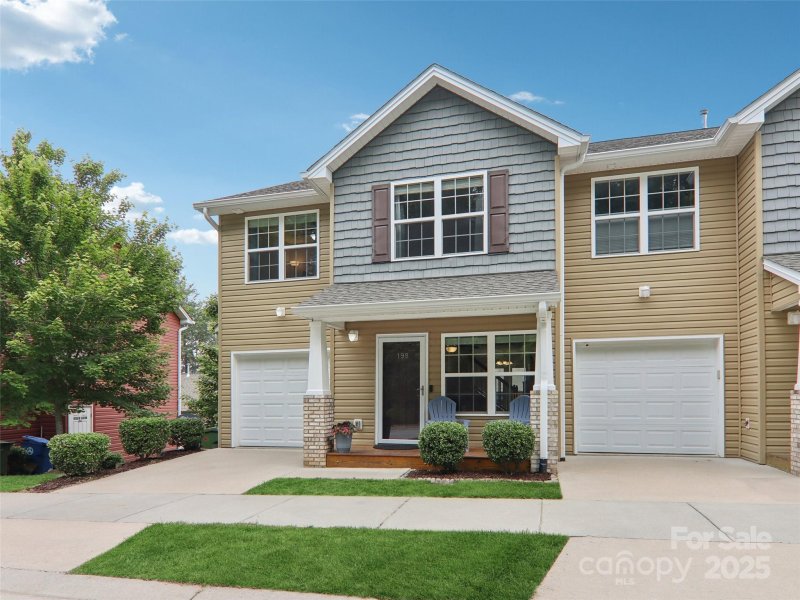 Mills Creek Condominiums, Asheville Community