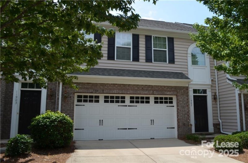 11907 Elizabeth Madison Court