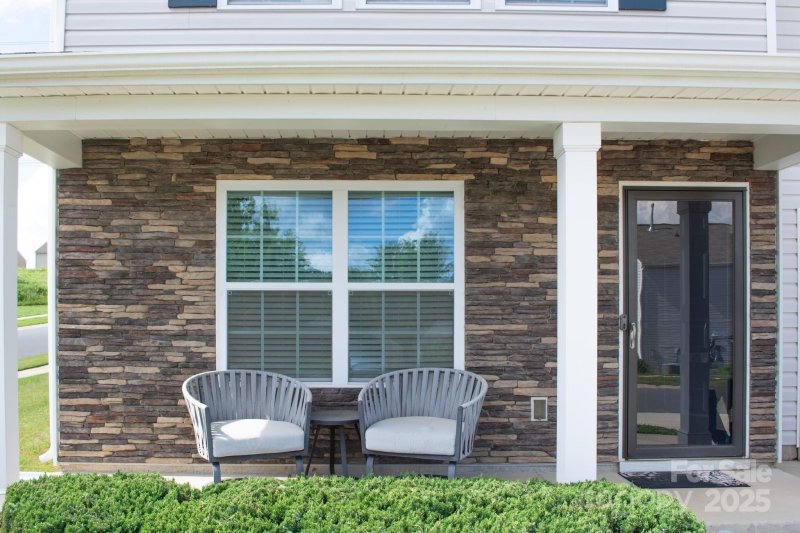 Property image 3 at 1600 Gaston Mountain Drive, Dallas, NC 28034