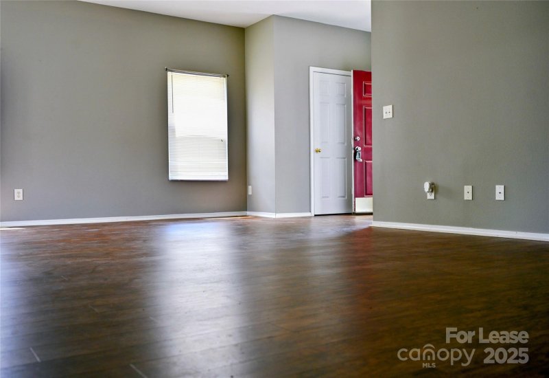 Property image 4 at 7404 Loyalist Street, Charlotte, NC 28216