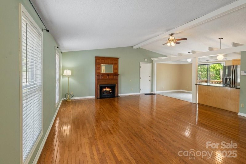 Property image 4 of 65 Knoll Ridge Drive in Stoneybrook, Asheville, NC 28804