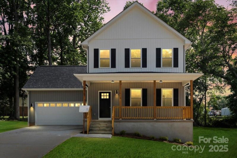 Property image 3 at 4541 Kings Court, Hickory, NC 28602