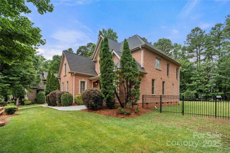 Property image 3 at 310 Ridge Reserve Drive, Clover, SC 29710