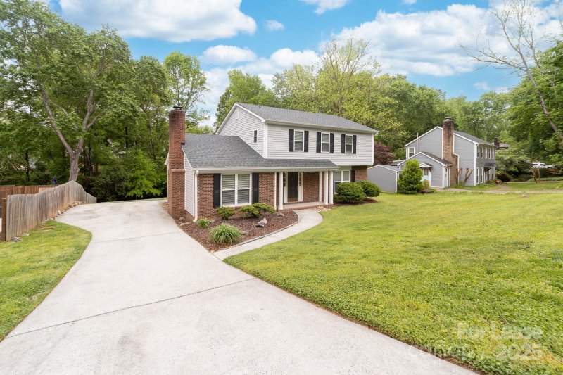 Property image 3 at 616 Silversmith Lane, Charlotte, NC 28270
