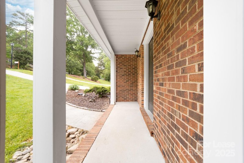 Property image 5 at 616 Silversmith Lane, Charlotte, NC 28270