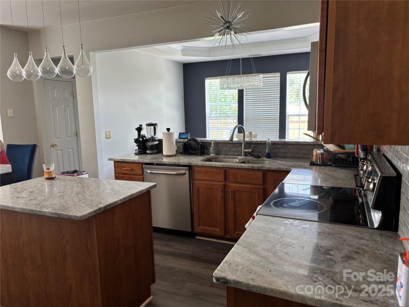 Property image 2 of 10826 Claude Freeman Drive in Arbor Hills, Charlotte, NC 28262