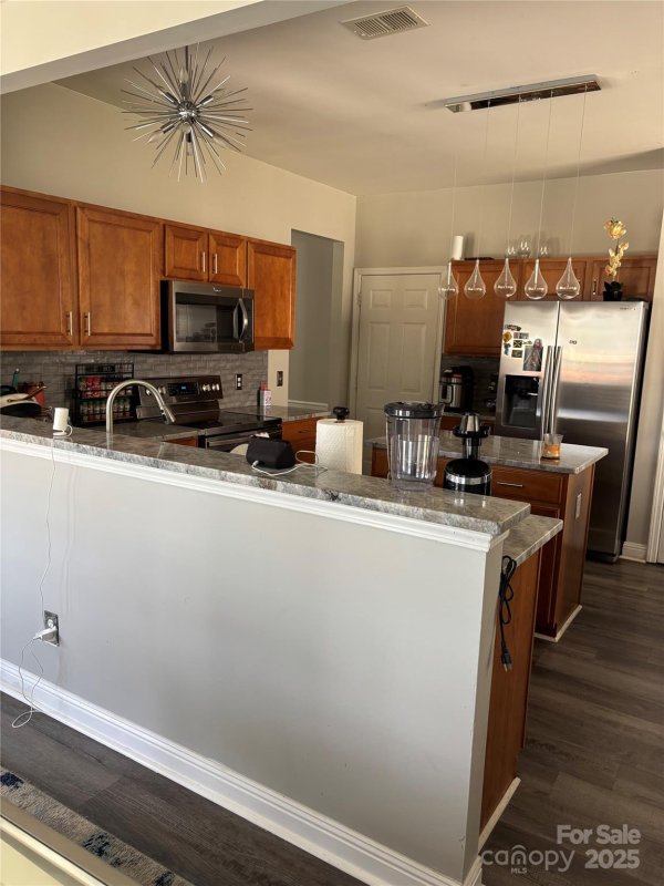 Property image 3 of 10826 Claude Freeman Drive in Arbor Hills, Charlotte, NC 28262