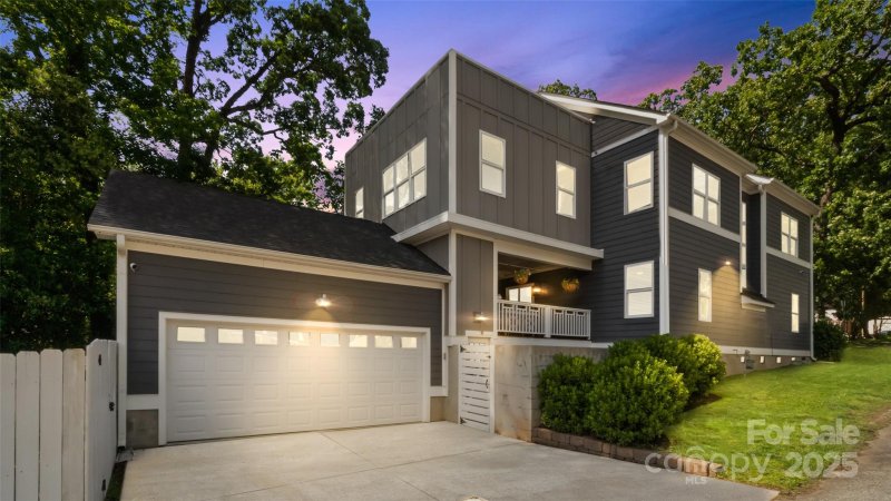 Davis Park, Charlotte Community