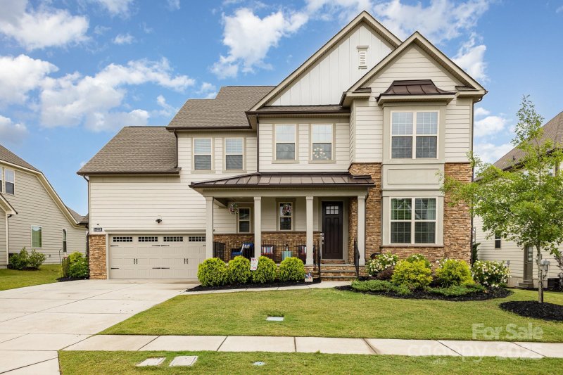 Property image 2 of 14228 Twin Eagles Lane in The Palisades, Charlotte, NC 28278