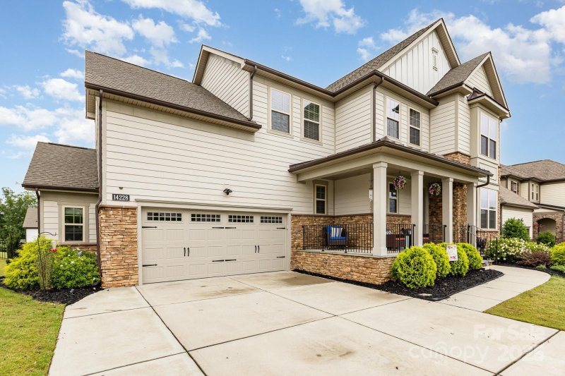 Property image 4 of 14228 Twin Eagles Lane in The Palisades, Charlotte, NC 28278