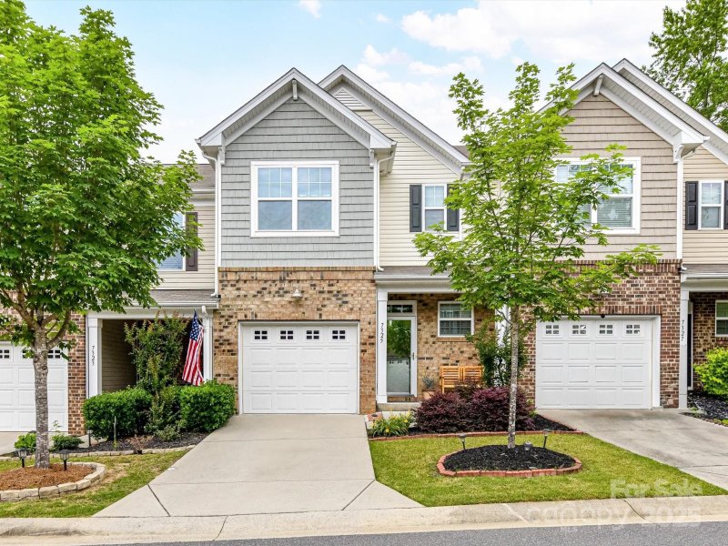 7325 Overmountain Drive