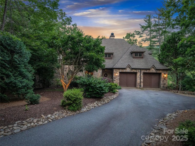 Property image 3 of 16 Hidden Hills Way in The Cliffs at Walnut Cove, Arden, NC 28704