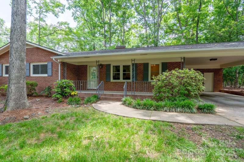 Property image 3 at 403 Cherrywood Lane, Albemarle, NC 28001