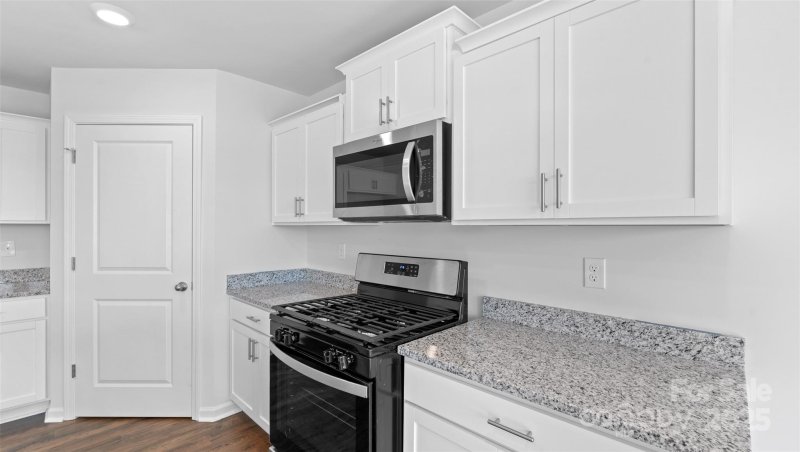 Property image 3 at 56 Lillian Lane, Hendersonville, NC 28792