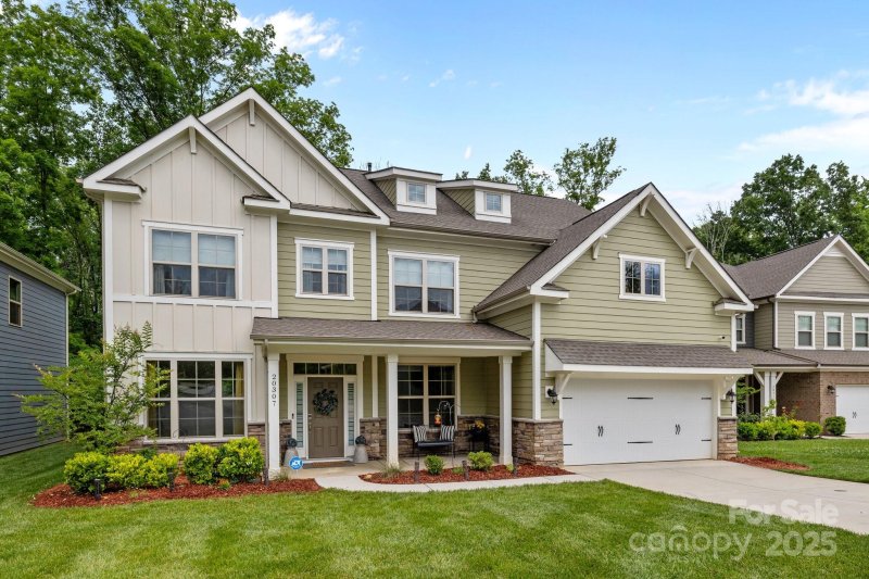 Creek Bend, Matthews Community