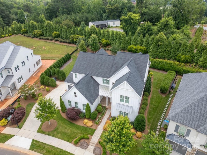 Property image 4 at 2026 Thatcher Way, Fort Mill, SC 29715