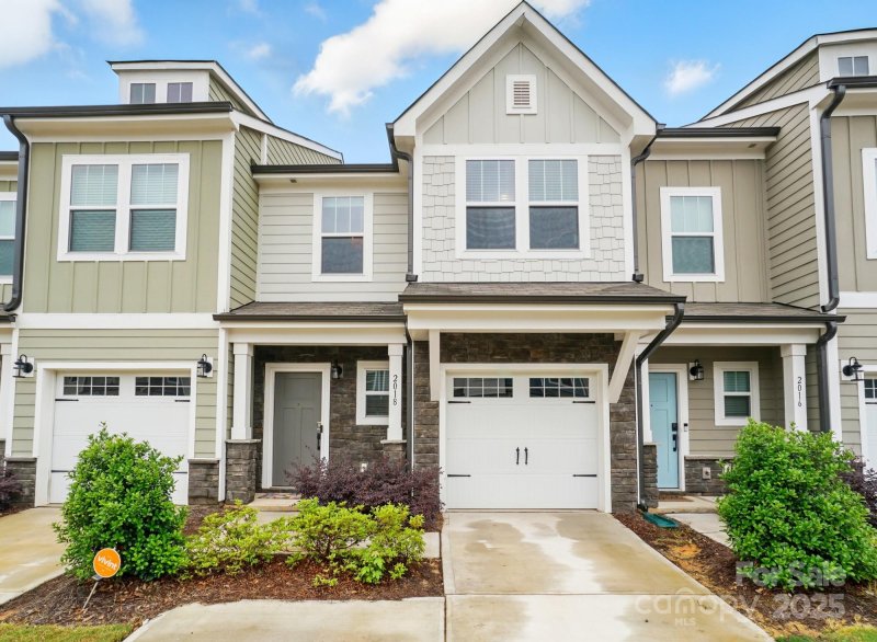 2018 Crooked Oak Lane