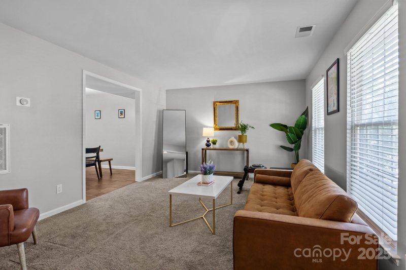 Property image 4 at 10327 Shelter Rock Court, Charlotte, NC 28214