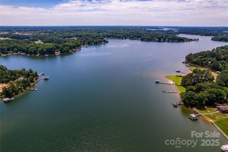 Property image 4 at 122 Sleepy Cove Trail, Mooresville, NC 28117