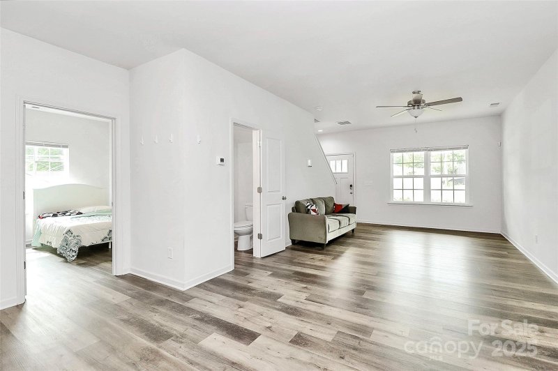 Property image 4 at 1218 Rosada Avenue, Charlotte, NC 28213