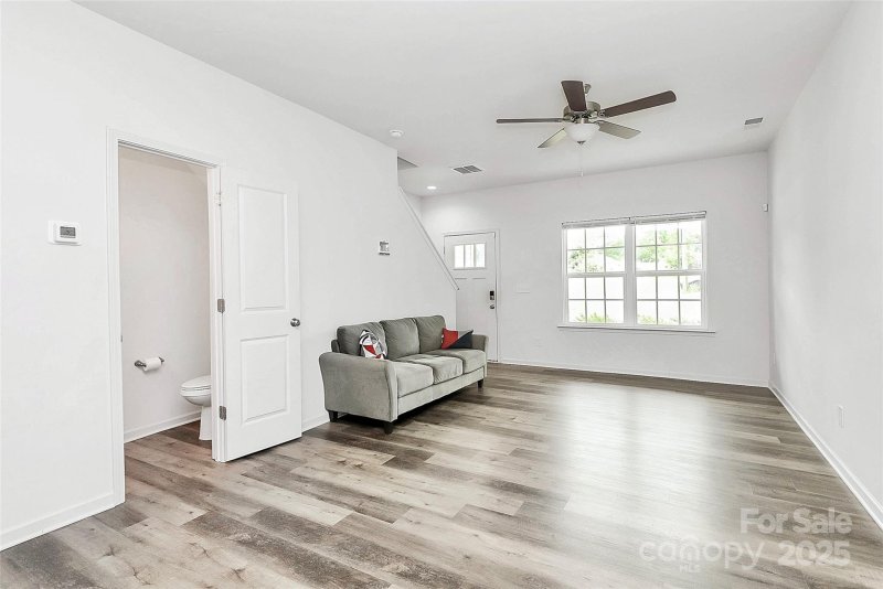 Property image 5 at 1218 Rosada Avenue, Charlotte, NC 28213