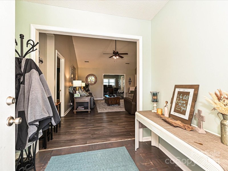 Property image 5 of 202 Cameron Drive in Country Creek, Kings Mountain, NC 28086