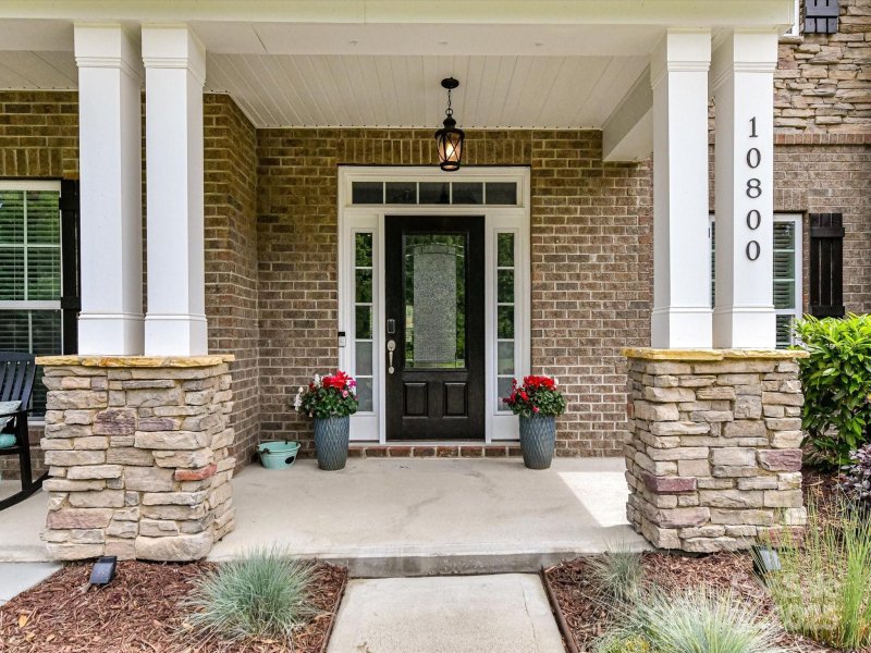 Property image 2 at 10800 Alabaster Drive, Davidson, NC 28036