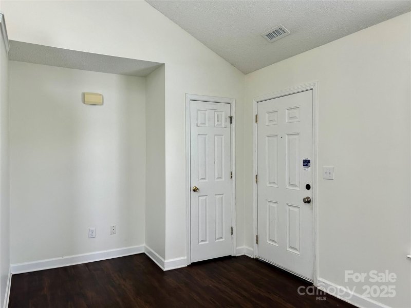 Property image 4 at 710 Woodington Lane, Charlotte, NC 28214