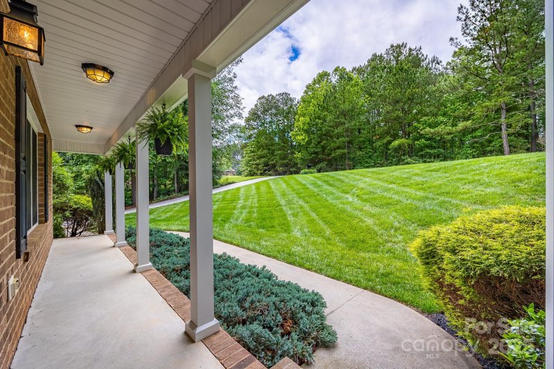 Property image 3 at 206 Ridge Top Drive, Connelly Springs, NC 28612