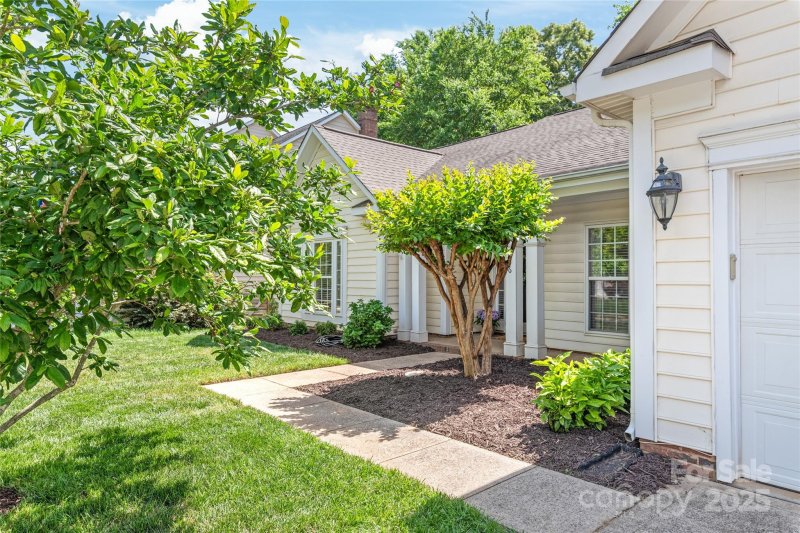 Property image 2 at 936 Knightsbridge Road, Fort Mill, SC 29708