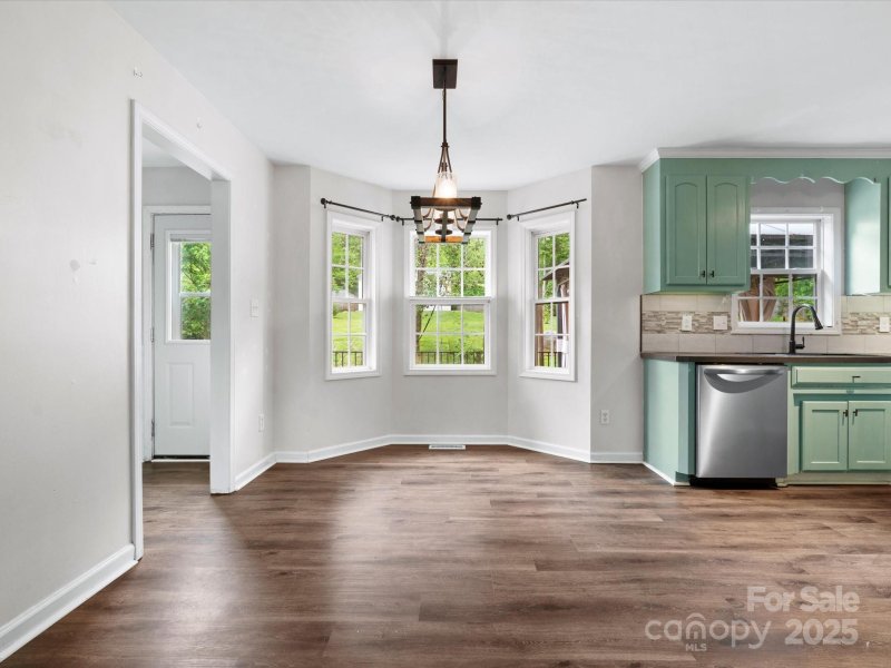 Property image 3 at 730 Cove Road, Gastonia, NC 28052