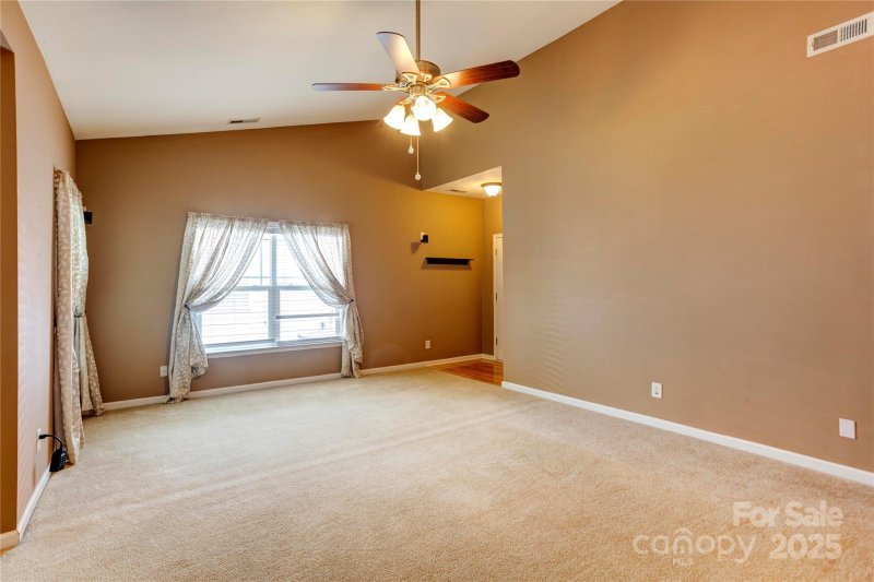 Property image 5 at 10927 Chrudan Drive, Charlotte, NC 28262