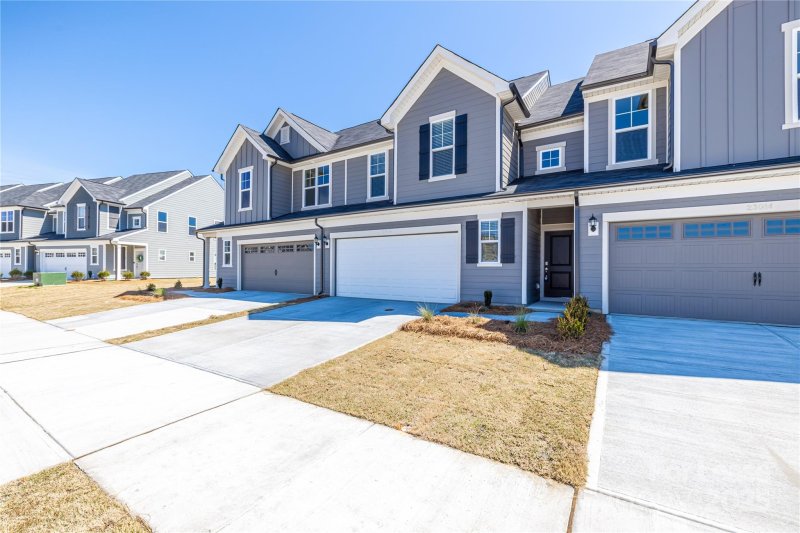 Property image 3 at 23018 Clarabelle Drive, Charlotte, NC 28273