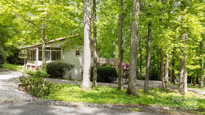 Property image 4 at 1 Spring Road, Spruce Pine, NC 28777