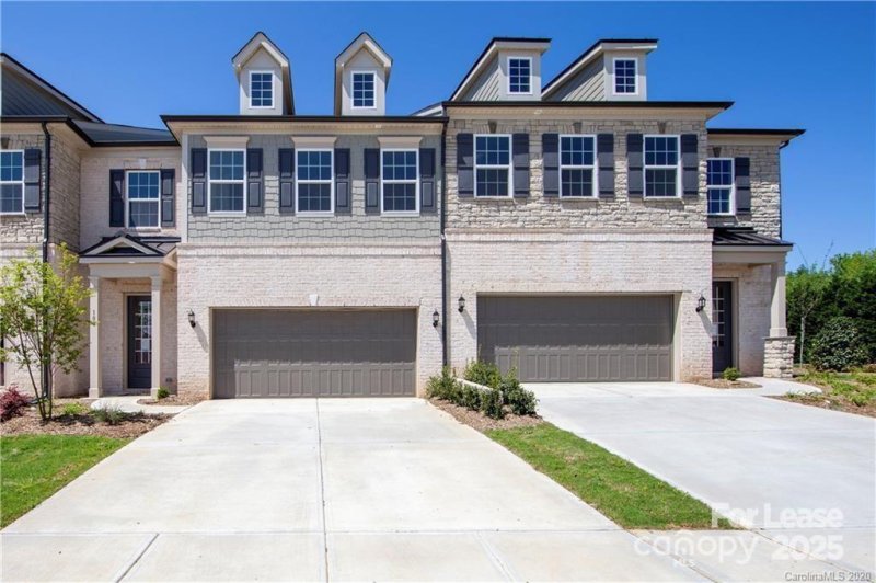 108 Kentmore Drive