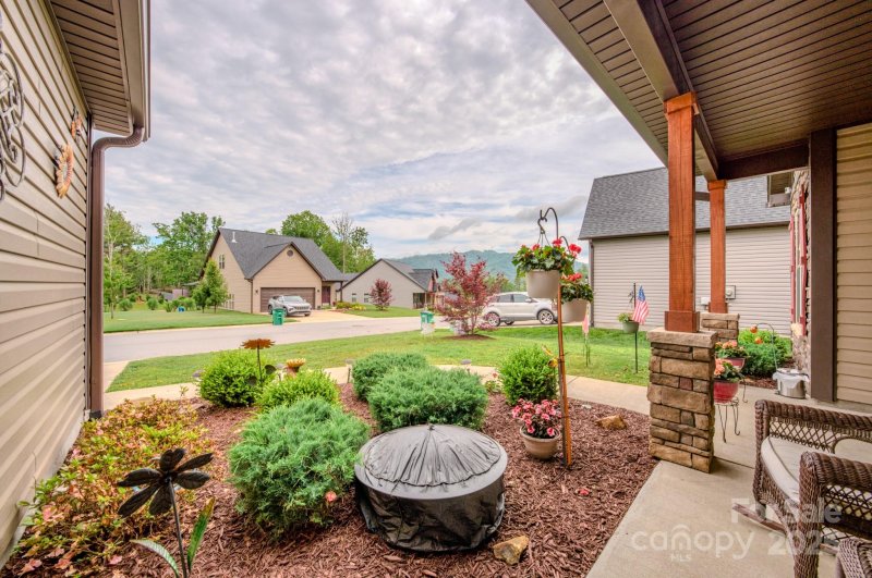 Property image 5 of 153 Water Leaf Drive in Maple Trace, Weaverville, NC 28787