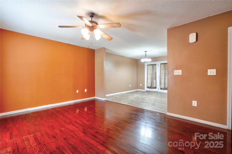 Property image 5 of 1170 Scenic Drive in Vestavia, Shelby, NC 28150