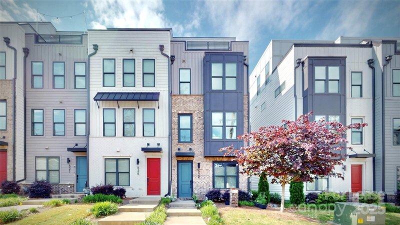 529 W Tremont Avenue