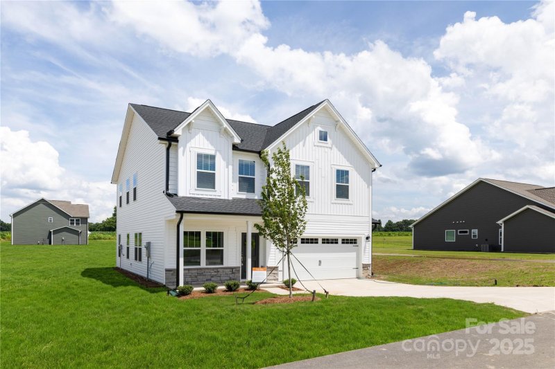 Property image 2 of 32616 Millingport Road in Millingport Ridge, New London, NC 28127