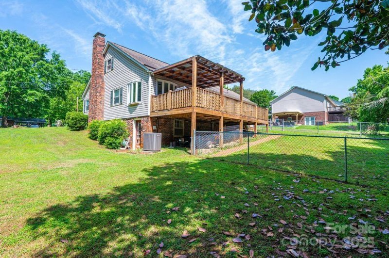 Property image 5 at 1276 Beechwood Drive, Newton, NC 28658